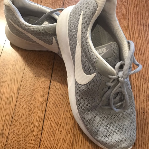 Nike Shoes - Women’s Gray Nike Tanjun Athletic Shoes